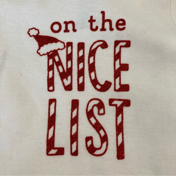 CHRISTMAS 2PC NEWBORN COTTON ONSIE WITH LEGGINGS TOOL SKIRT NWT - Picture 4 of 6